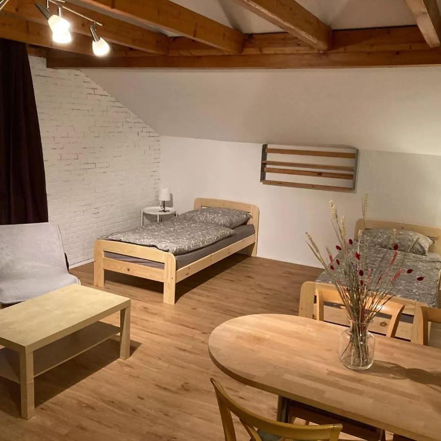 Gastezimmer Dusterhus Gemmingen Экстерьер фото